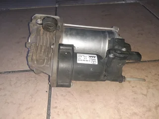 MERCEDES BENZ ML W166 GL AIR COMPRESSOR PUMPS 2012-2021 MODELS A1663200204 AVAILABLE