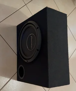 Pioneer 10 inch Subwoofer in a box