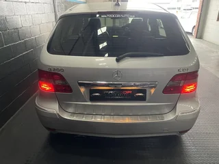 2011 MERCEDES-BENZ B 200 CDI A/T