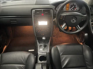 2011 MERCEDES-BENZ B 200 CDI A/T