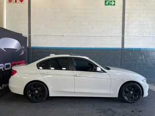 2013 BMW 320i A/T (F30)