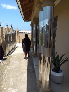 Gutters stainless steel &amp; Pillars cover stainless steel and