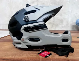 Bell Mtb Full Face Helmet New With Tags