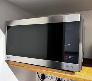 Lg Microwave 42l Neochef Solo