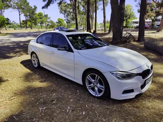 2013 BMW 320i F30