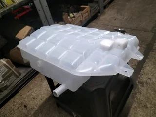 Freightliner Argosy Header Radiator Tank for Sale