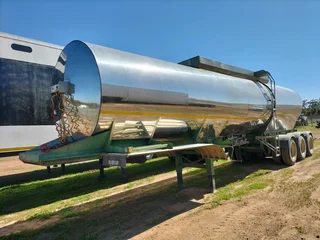 Henred Fruehauf 31 500 L Stainless Tanker	- 1999