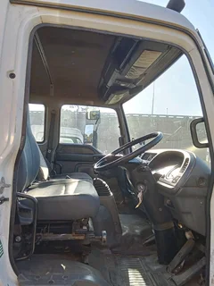 Isuzu FTR 800 Tipper with Fassi F80 - 2008