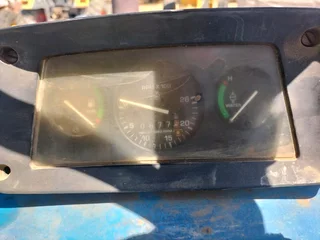 Ford 6600 Tractor - 1975