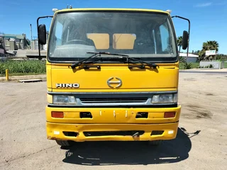 Hino		25.305		Tanker - 2004