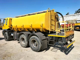 Hino		25.305		Tanker - 2004