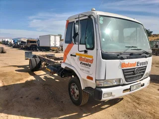 Nissan UD60 Breaking for Parts