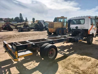 Nissan UD60 Breaking for Parts