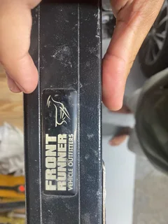 Land Rover Discovery LR3/LR4 Front Runner Slimline II Roof Rack Kit