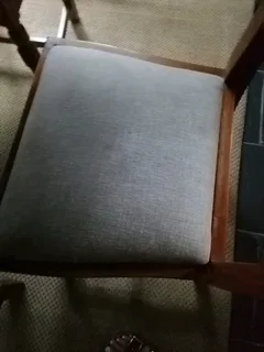 Dinning chair cleaning