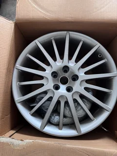Maserati OEM Rim Wheel