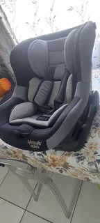 Nuvo baby car seat