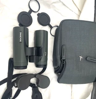 Swarovski CL Companion 10x30 Binocular with field bag.