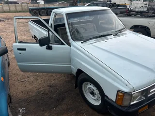 1998 Toyota Hilux 2.4 Single Cab