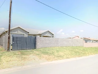 Secure 3 Bedroom House to rent in Howick South