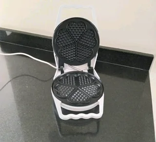 Aim AW218 waffle maker.