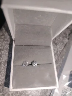 Sterling Silver earrings with moissanite diamonds 0.5ct with certificate and box