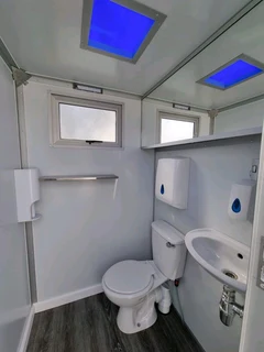 VIP Toilets hire