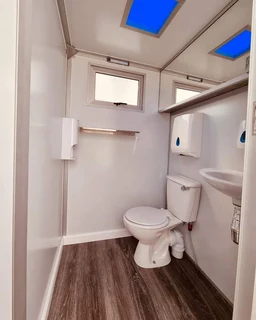 VIP Toilets hire
