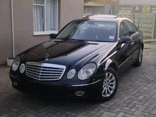 2007 Mercedes Benz e200