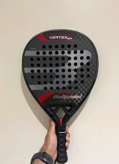 Vertex o4 padel racket