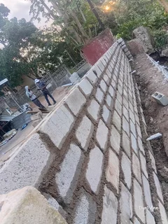 Tarring, Retaining Walls