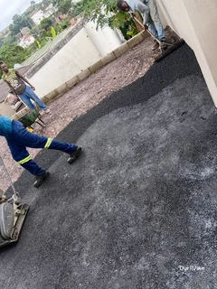 Tarring, Retaining Walls