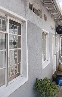 2 bedroom house available for rent in Bez Valley, close to bruma