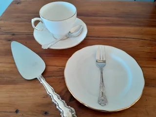 Elegant Queen Anne fine bone china trios