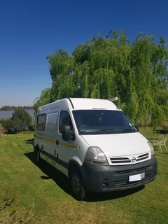 Nissan interstar camper