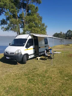 Nissan interstar camper
