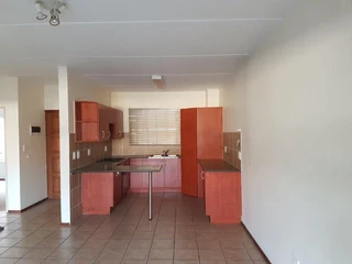 Fai0035689 - 2 Bed 1 Bath to Lease in Rynfield