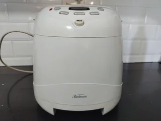 Sunbeam Automatic Bread Maker