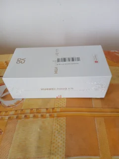 Huawei Nova Y71
