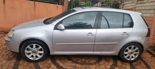 Golf 5 2004 R65000