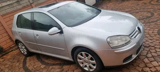 Golf 5 2004 R65000
