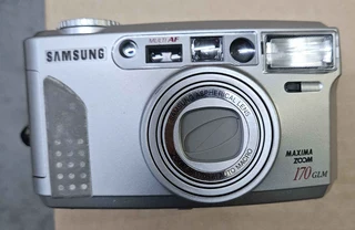 Samsung 35mm Auto Focus Camera