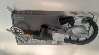 KITCHEN AND BATHROOM TAPS