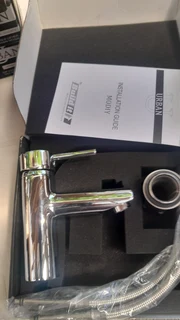 KITCHEN AND BATHROOM TAPS