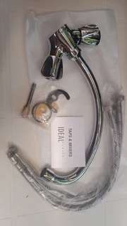 KITCHEN AND BATHROOM TAPS