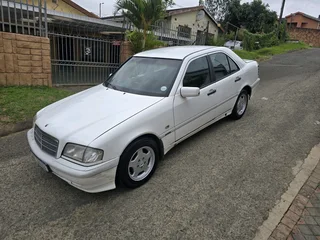 Mercedes benz c200 automatic