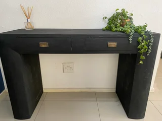 Coricraft desk table server