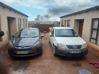 These beautiful single room in between Rosslyn and Soshanguve