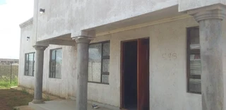 This beautiful big house is situated Moshate garden Soshanguve M17 road before Rosslyn Nkwe estate