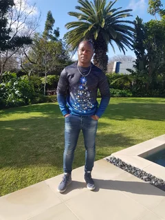 DRIVER LOOKING FOR THE CAR TO RENT FOR INDRIVER OR BOLT